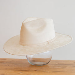 Basic Suede Flat Brim